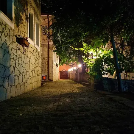 Hotel Paradise Butik İmroz