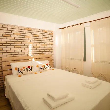 Ξενοδοχείο Paradise Butik