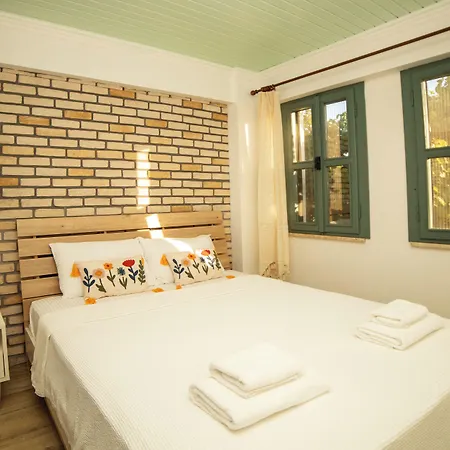 Paradise Butik Hotel İmroz
